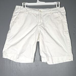 Merona White Bermuda Shorts Casual Cotton Blend Size 4 EUC